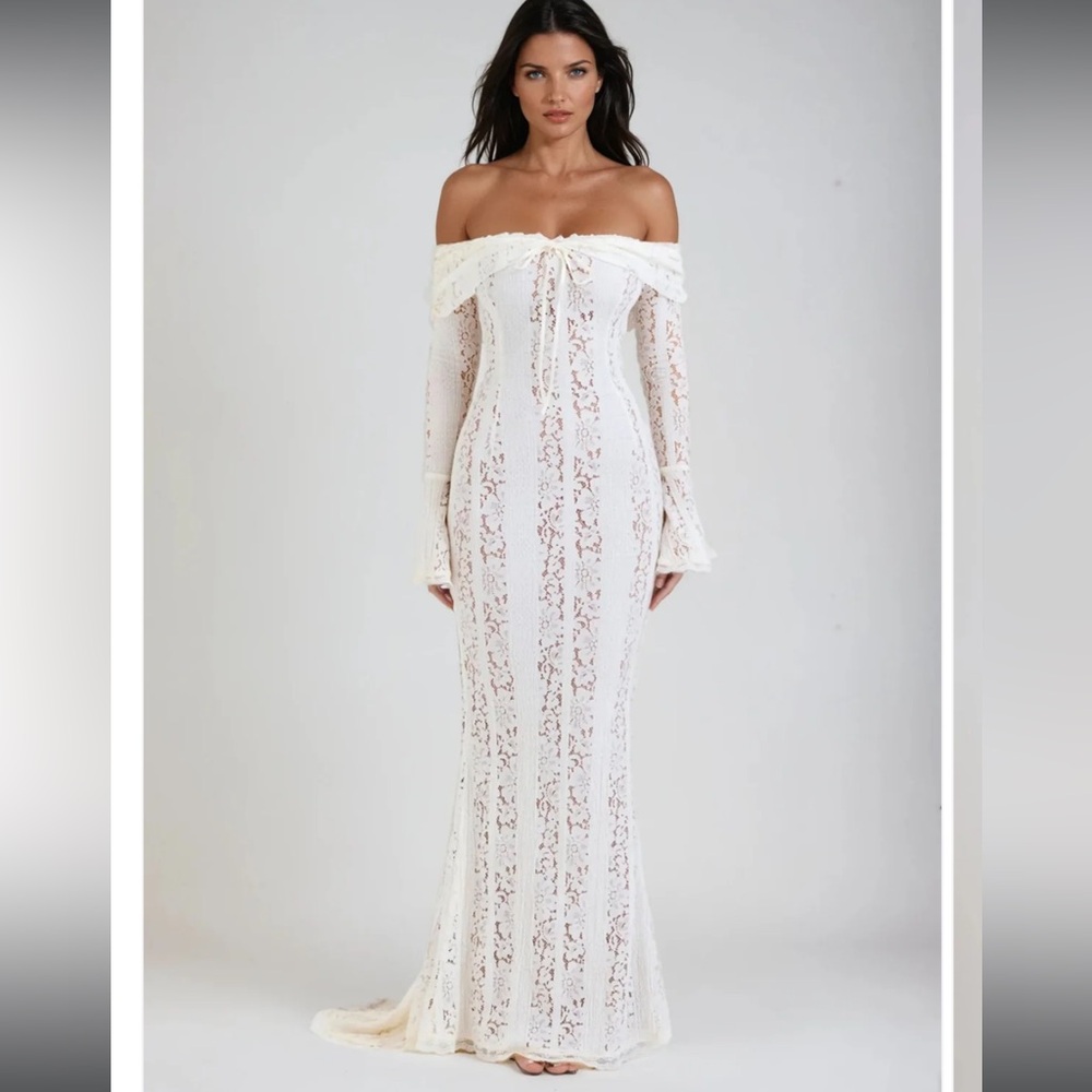 Brand new Althea Elise Clarisse Lace Maxi Dress - white